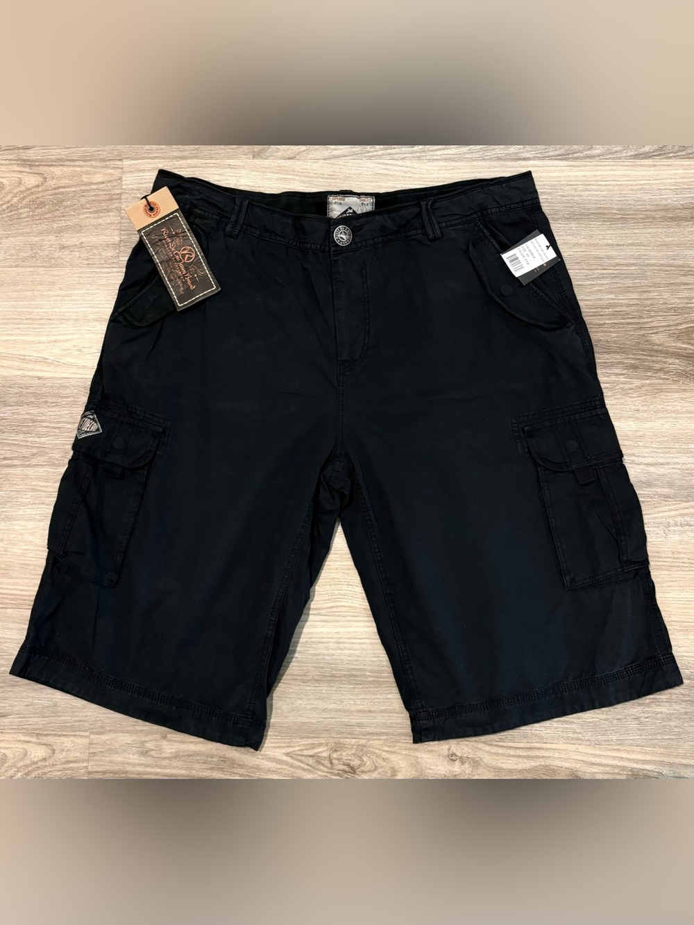 Rivet de Cru Black Twill Cargo Shorts size 40 MSRP $78 New with Tags